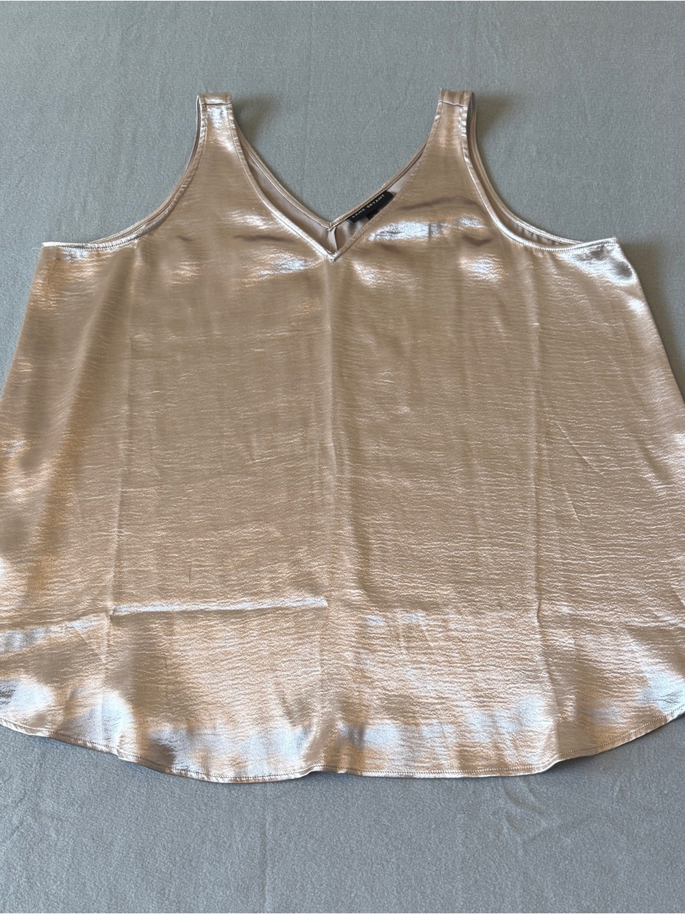 Lane Bryant Metallic Gold/Cream V-Neck Camisole size 20